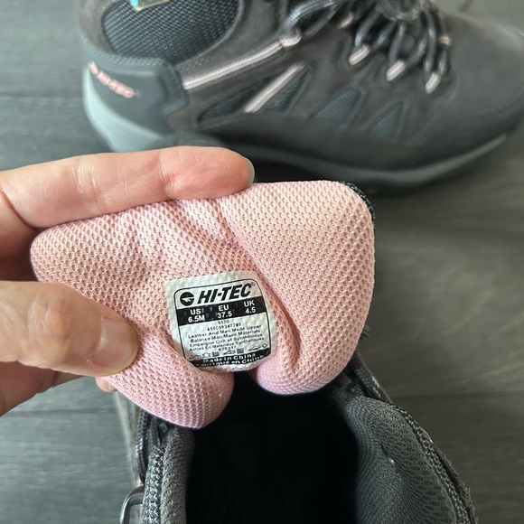 Hi-Tec women hiking/walking shoes size 6.5M - Picture 5 of 7